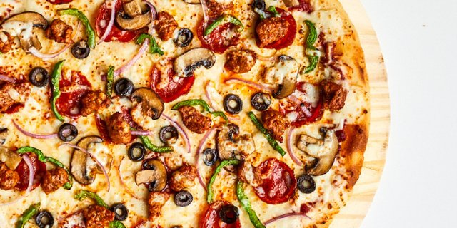 Large Lineage Supreme Pizza