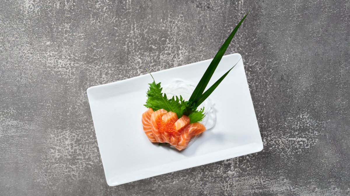 M17. Sashimi Laks (8 stk)