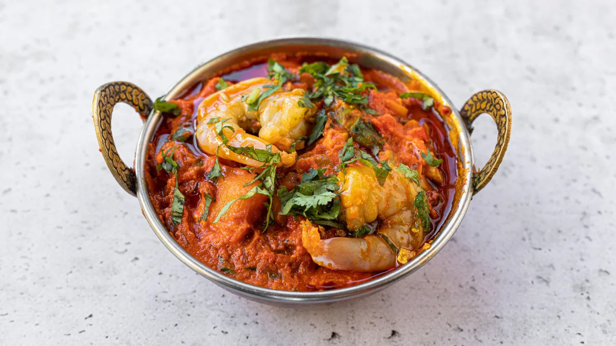 100.Masala Bhuna Prawns