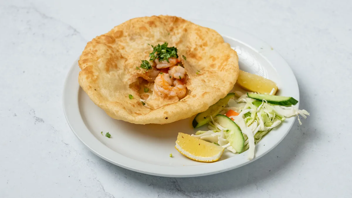 13.Prawns Puri