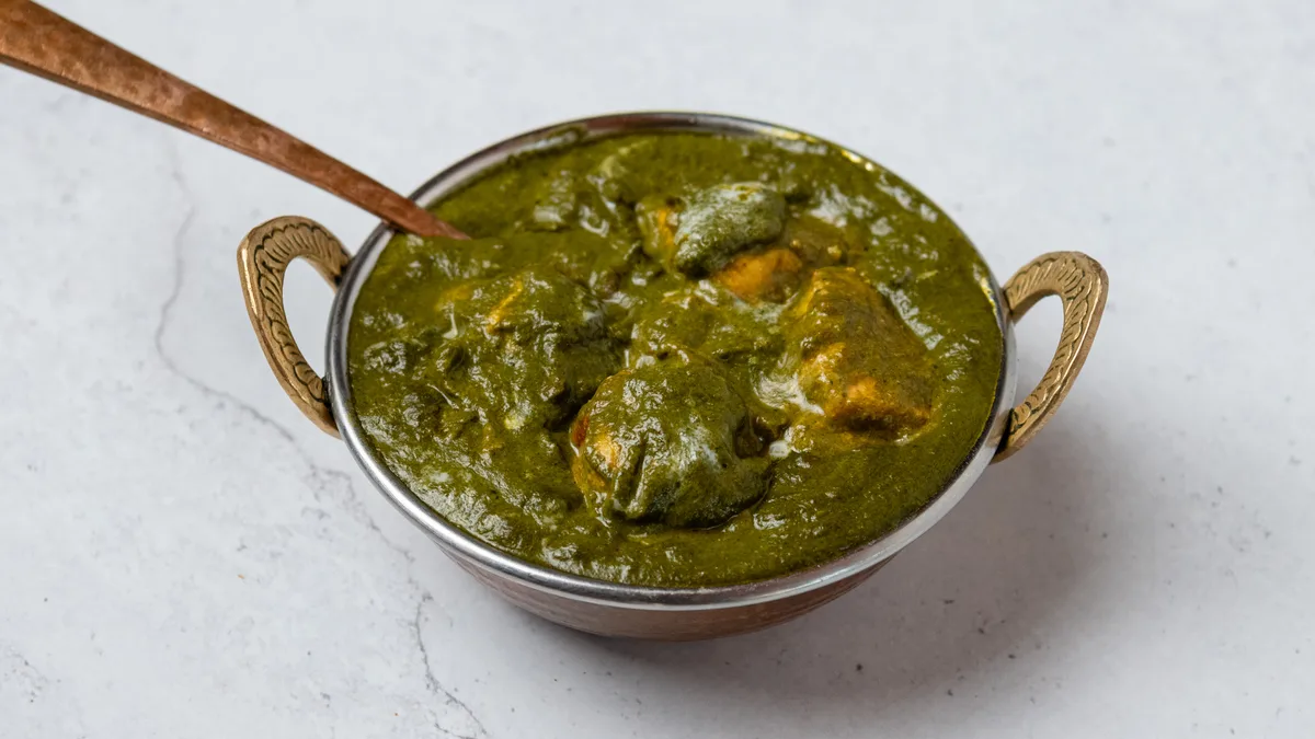 93.Chicken Saag Wala