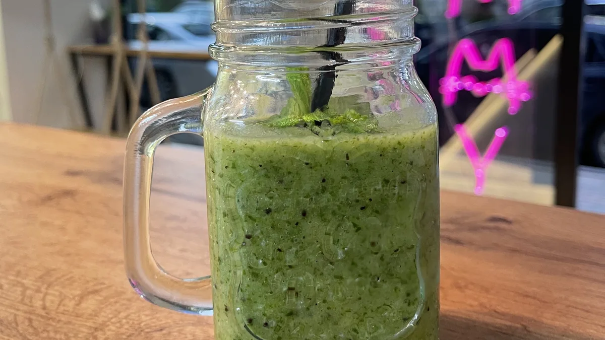 Kiwi Spinach Smoothie