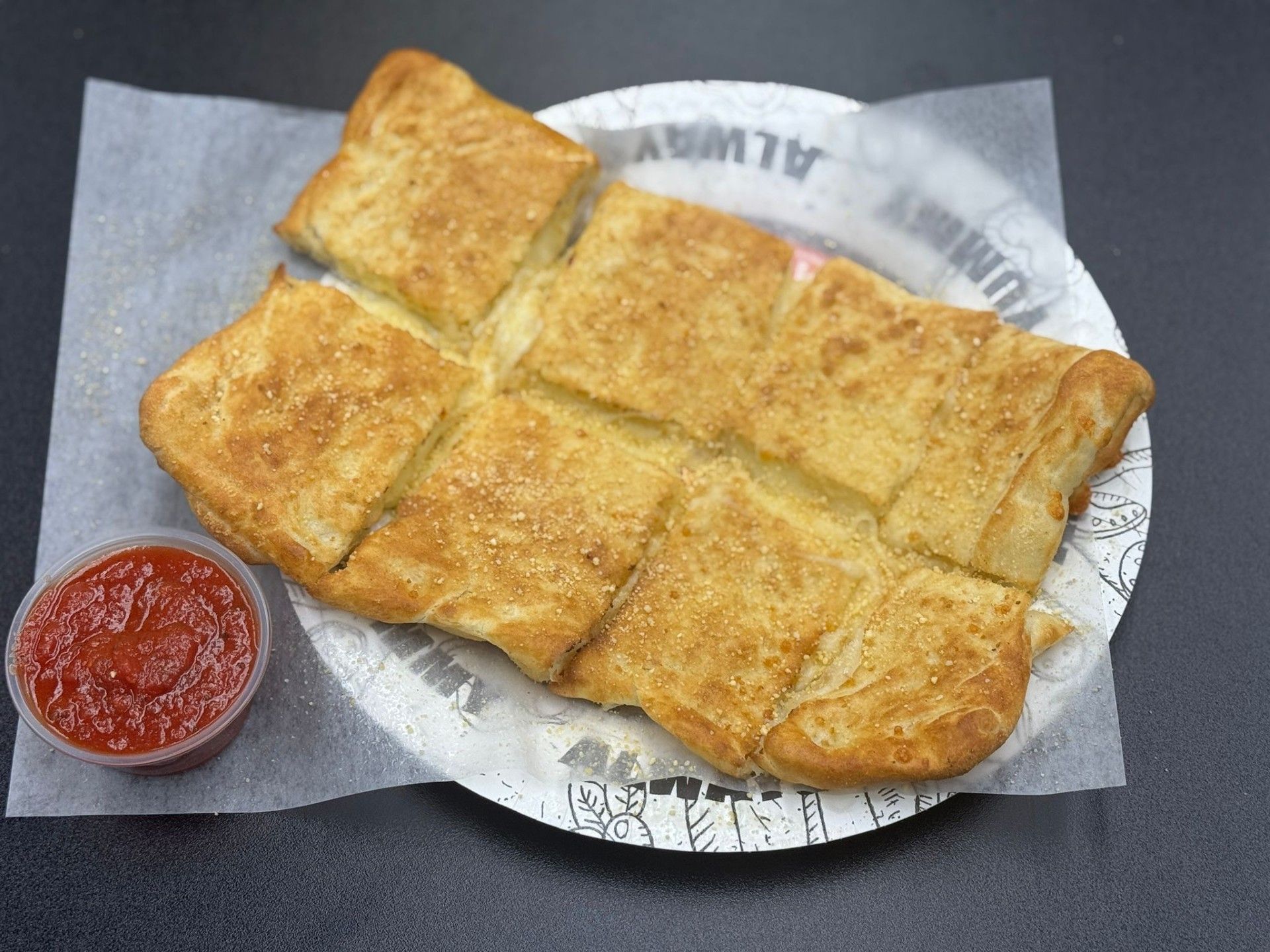 Stuffed Cheesy Bread (8 Pieces)