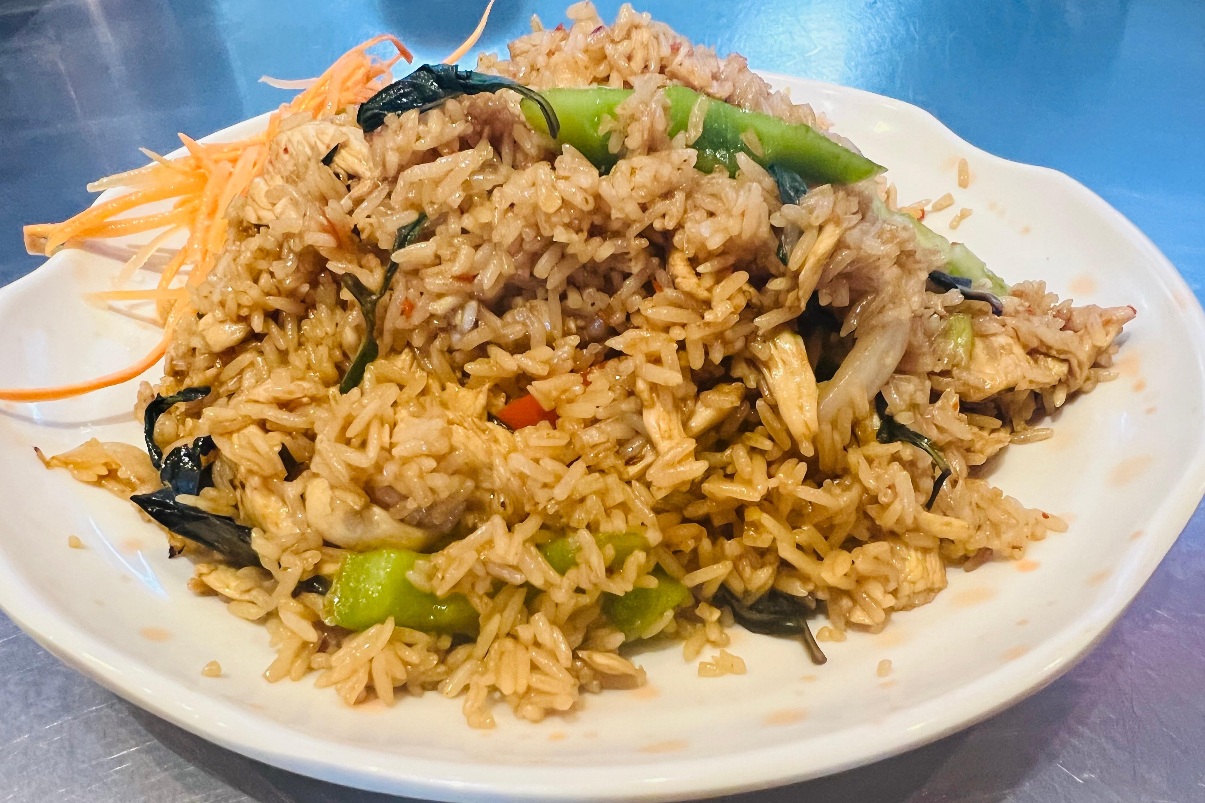 070. Basil Fried Rice