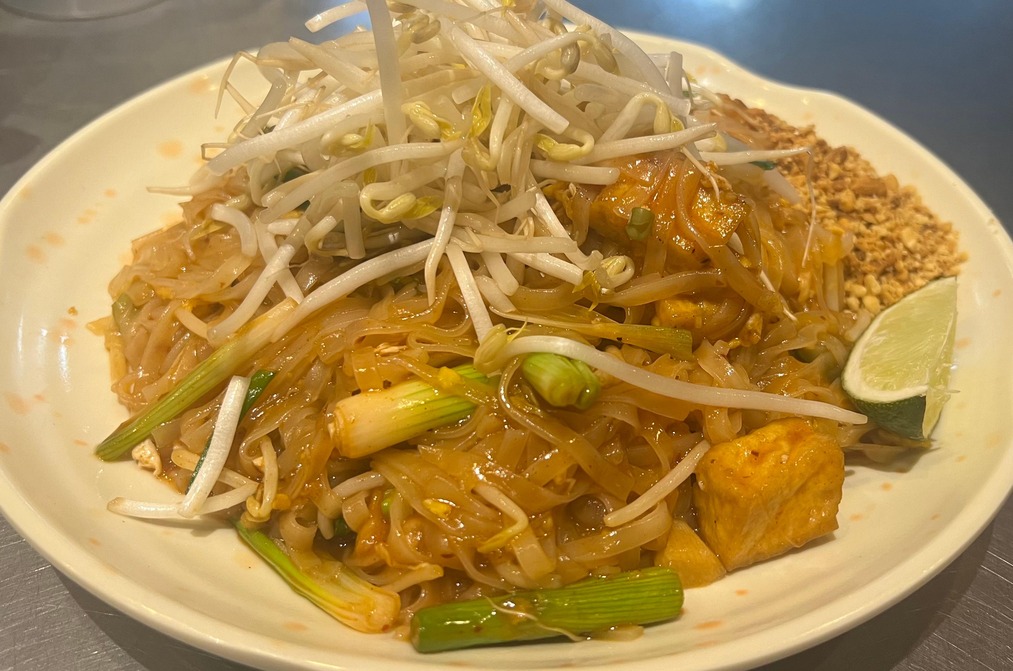 086. Pad Thai Noodle