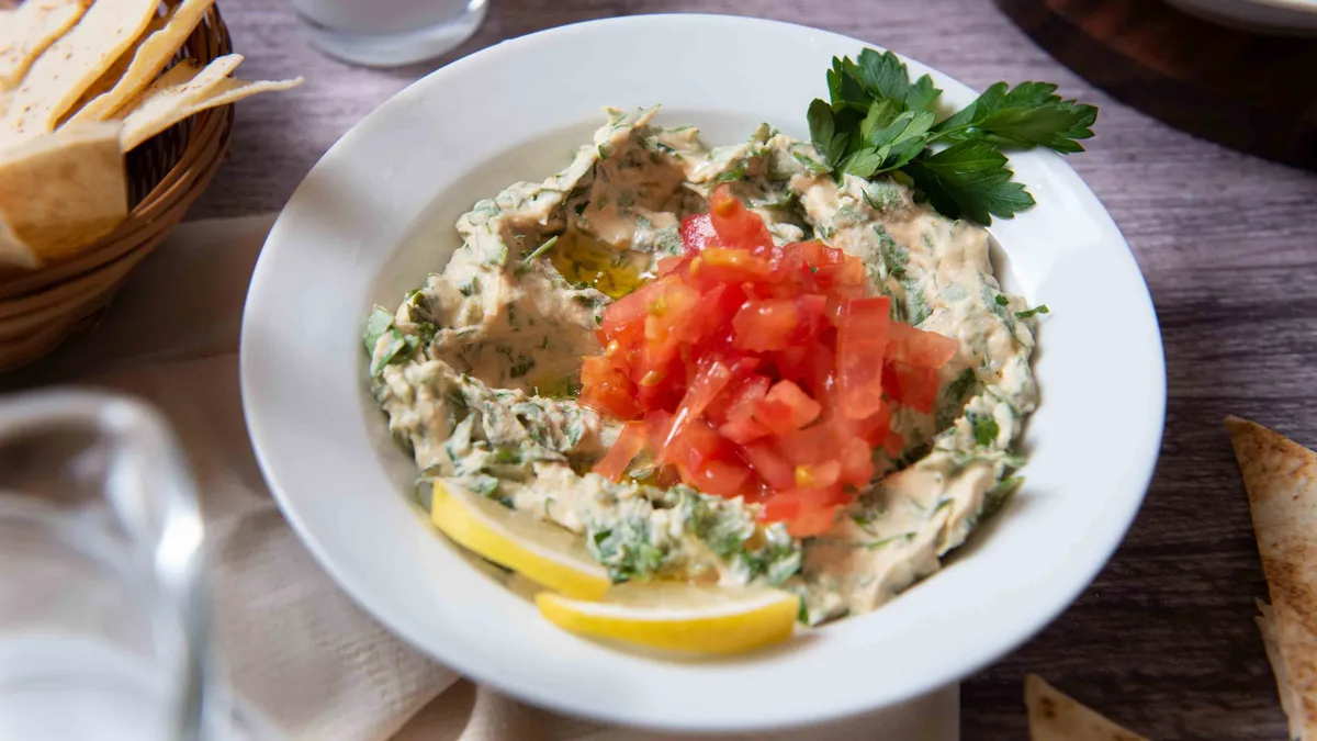 Hummus Beiruti