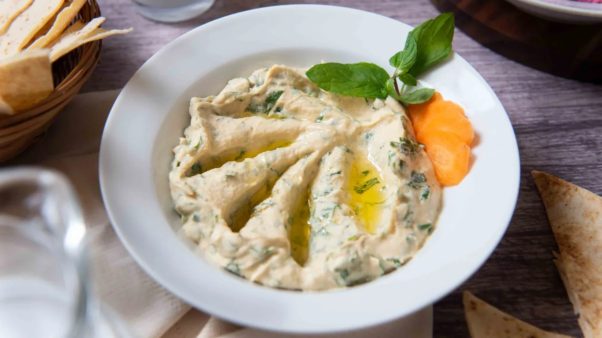 Hummus Bil Nana