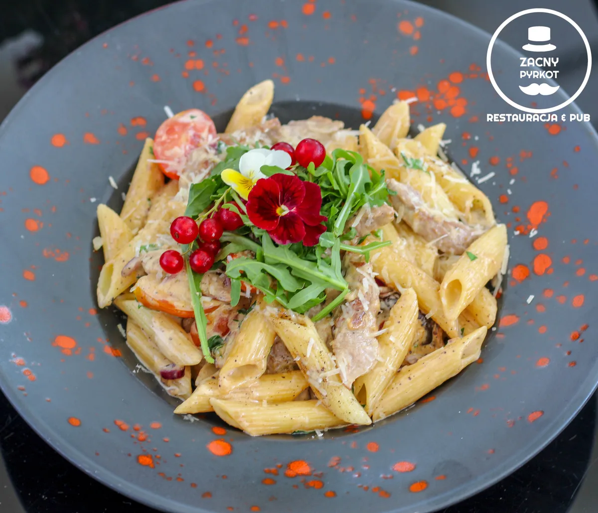 Penne z polędwiczką wieprzową