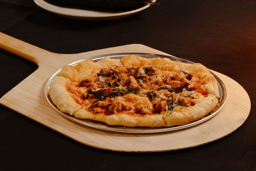 Butter Chicken Pizza