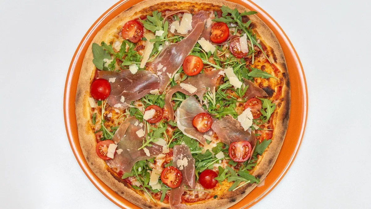 Pizza Crudo