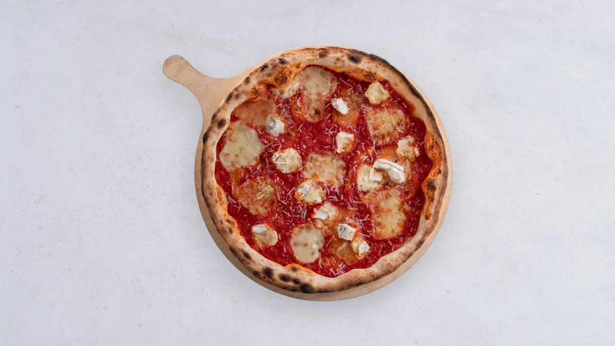Pizza quattro formaggi