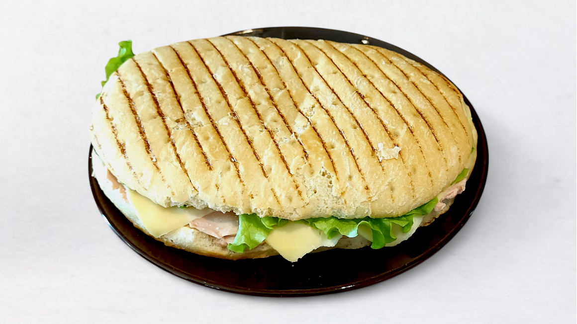 Panini s hišno omako