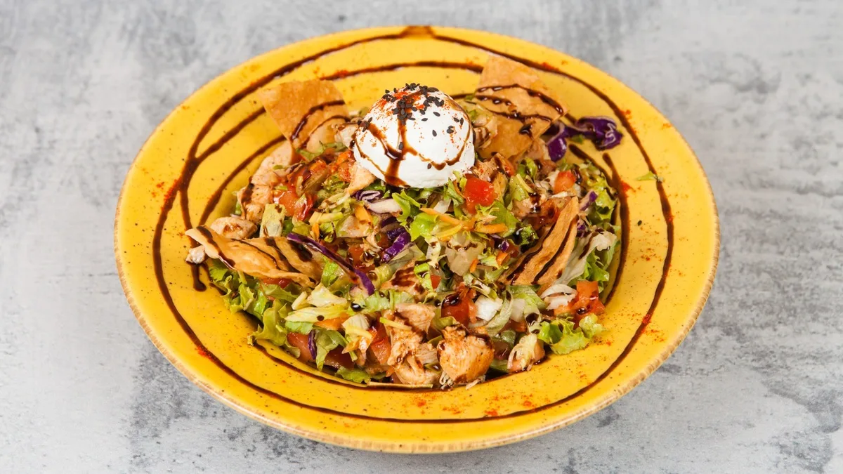 Tostada con Pollo