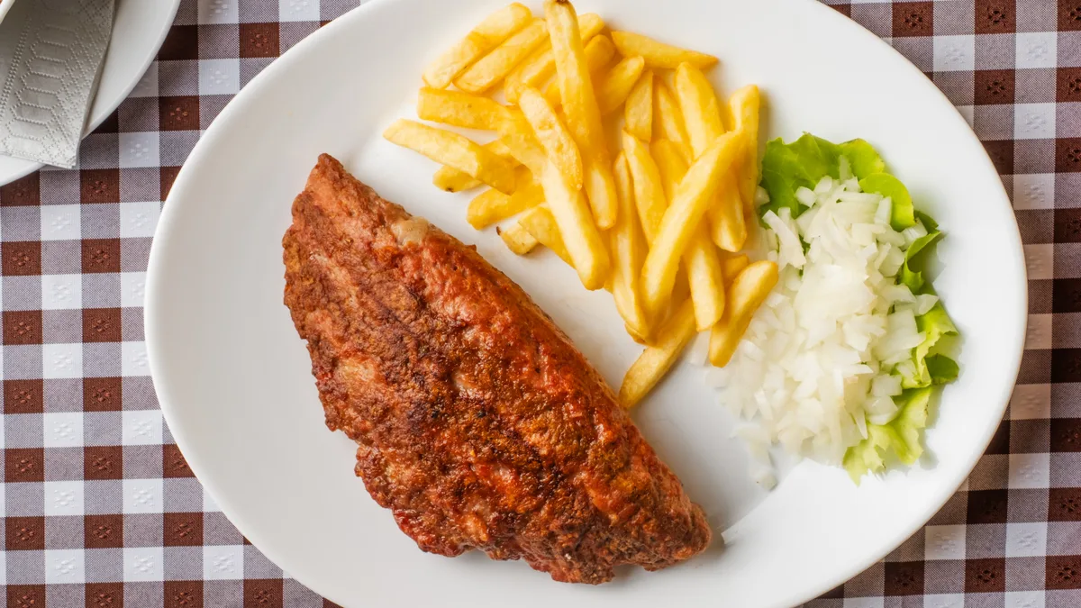 Punjena pljeskavica 200gr