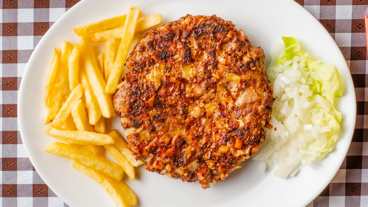 Spikovana pljeskavica 400gr