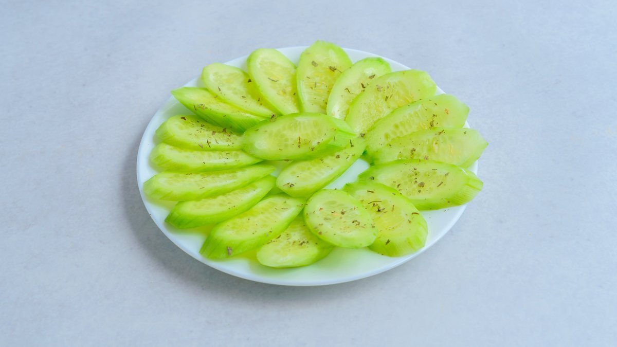 Krastavac salata 300g