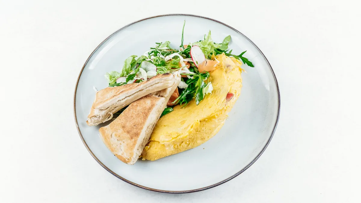 Omlet poriluk-paprika-mrkva