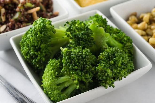 Steamed Broccoli Z-Lite