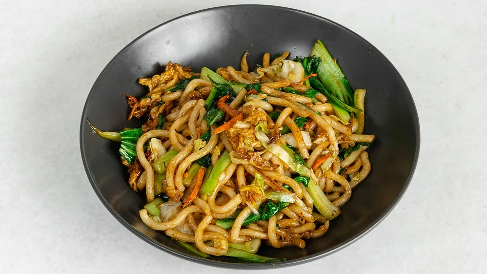 166. Udon rezanci z zelenjavo 乌冬面蔬菜