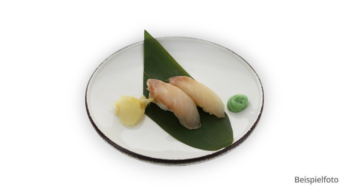 N5. Hotate Nigiri