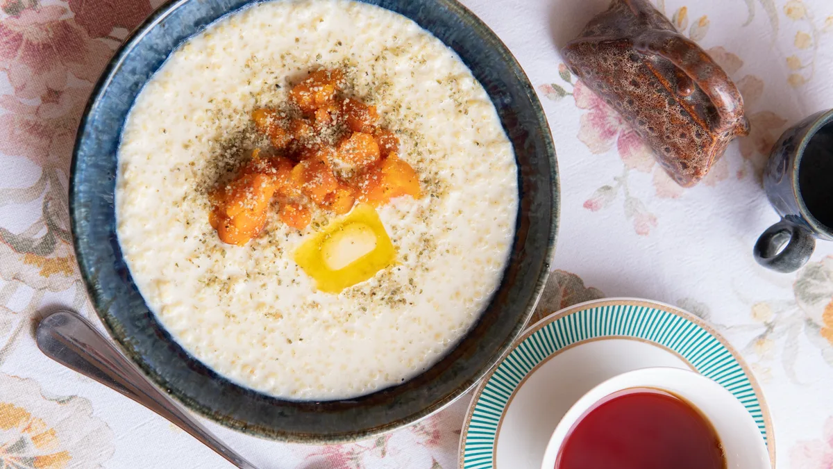 Каша пшенная с печеной тыквой и курагой