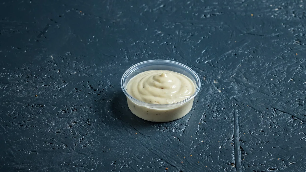 CREAMY GARLIC