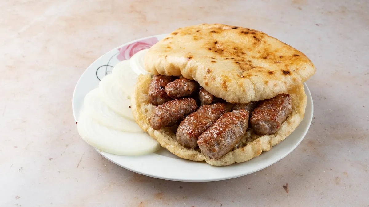 Ćevapi u somunu
