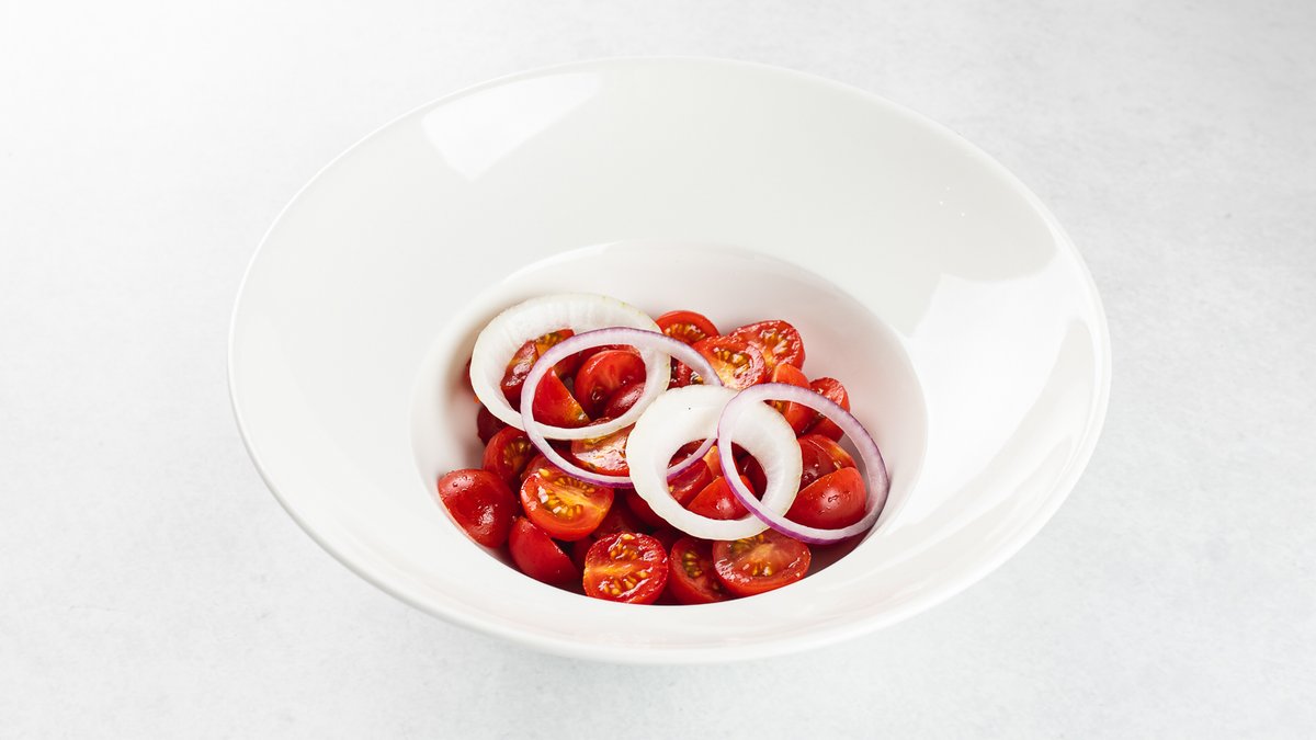 Paradajz salata