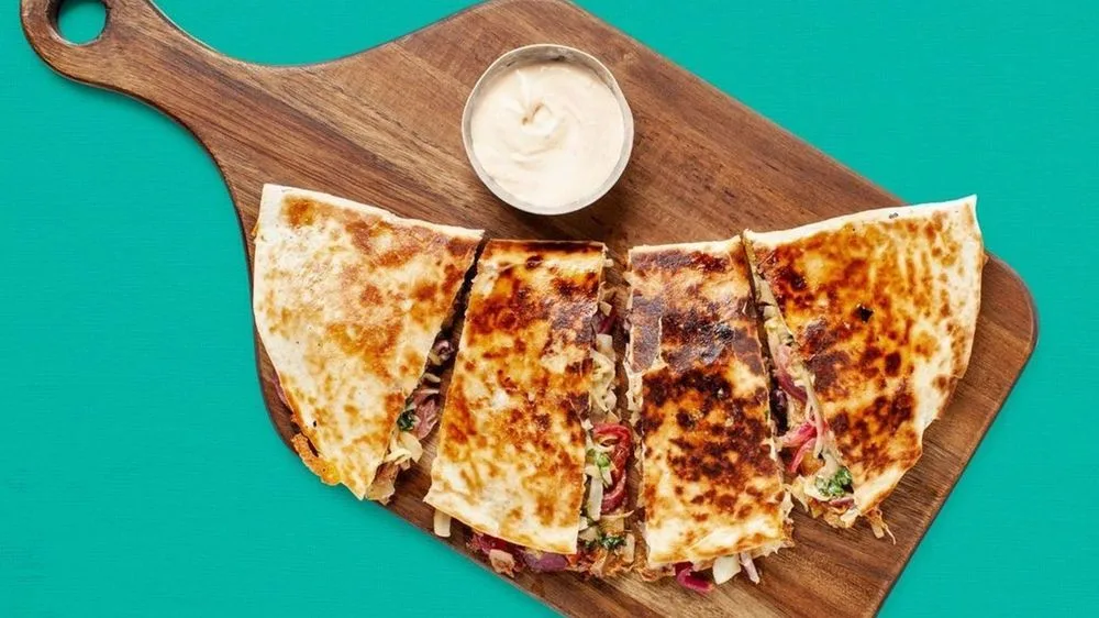 SMOKY BBQ QUESADILLA