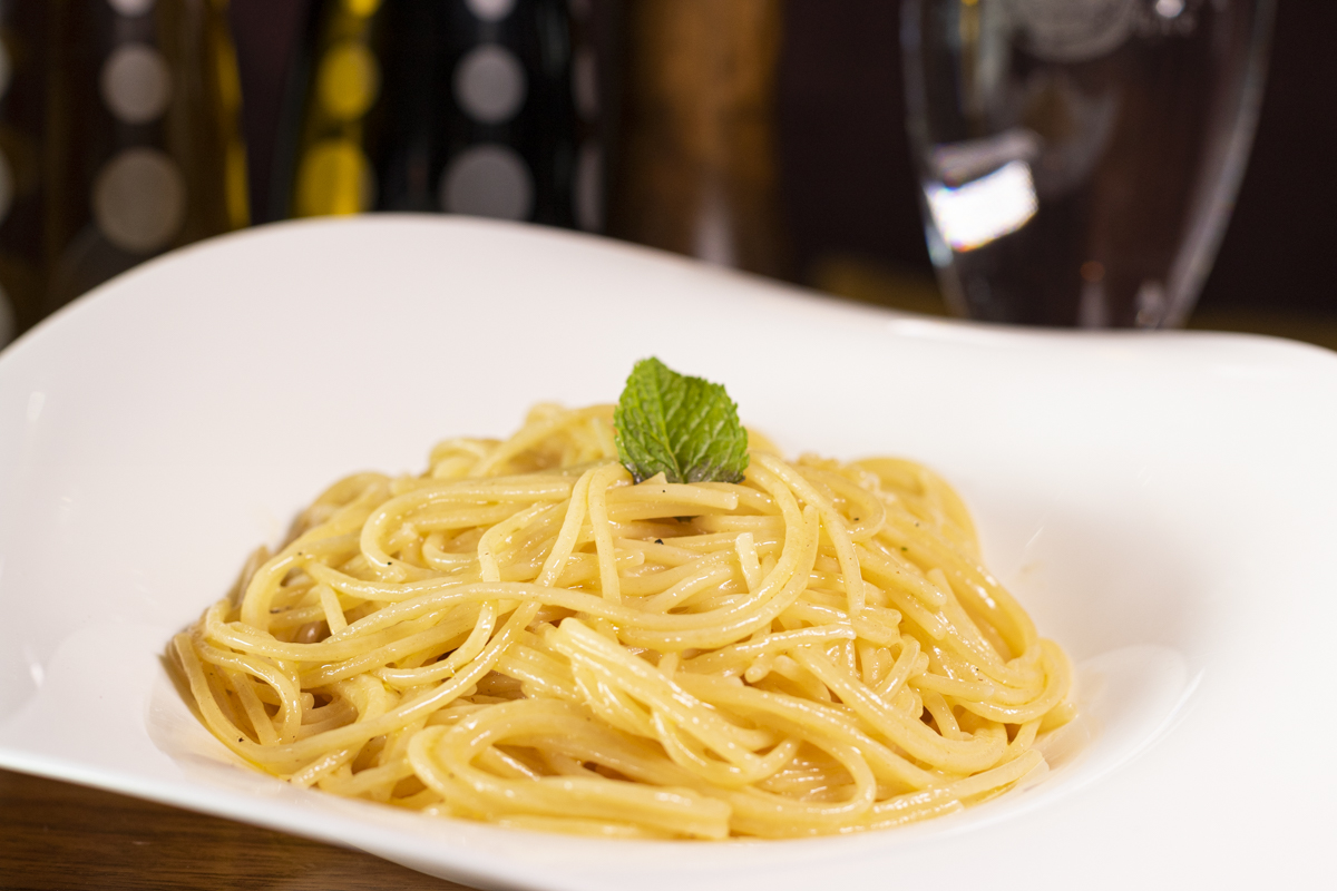 Spaghetti con Mantequilla