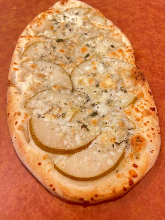 Pear and Gorgonzola Flatbread