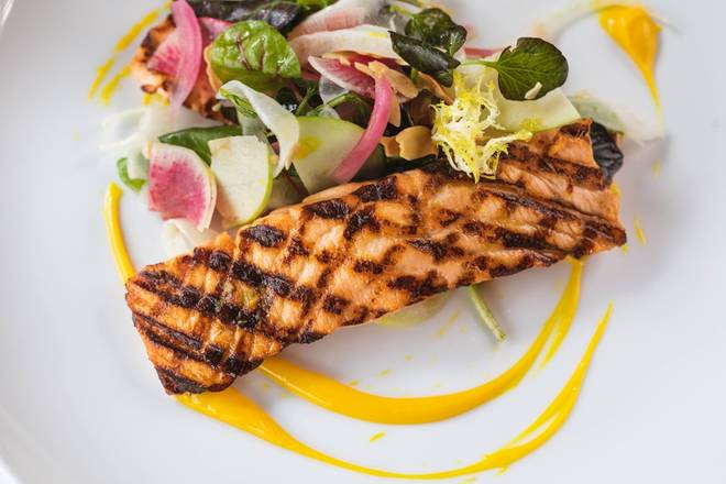 Uber Salmone With Vegetables