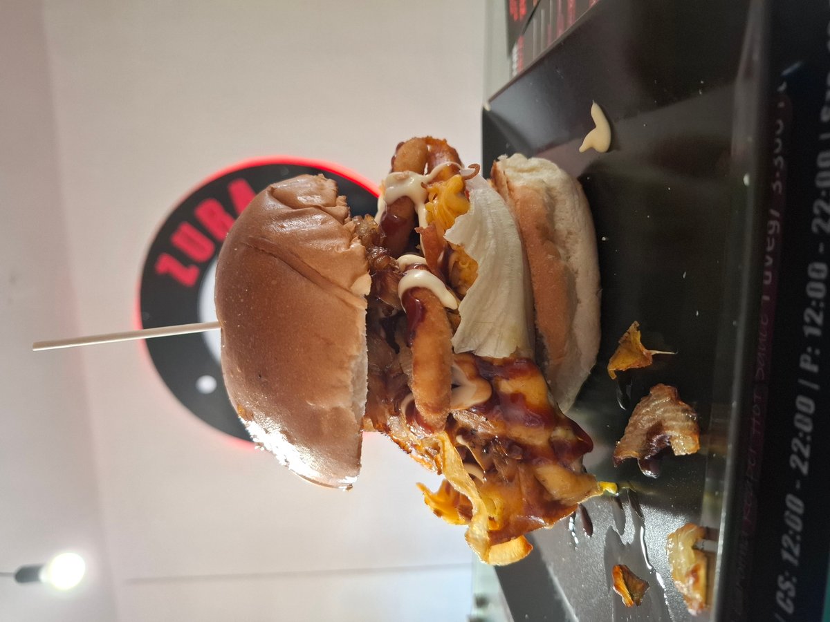 Ingatlanos Burger