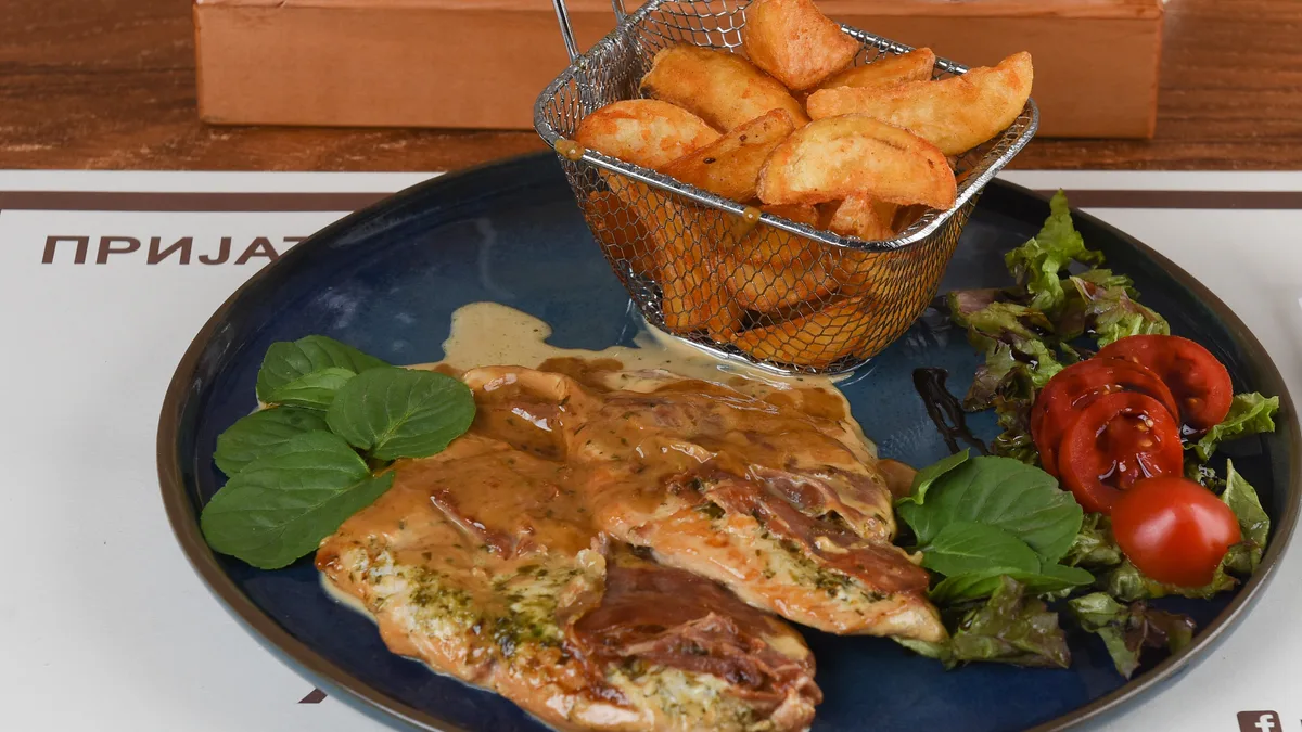 Pileća saltimboca